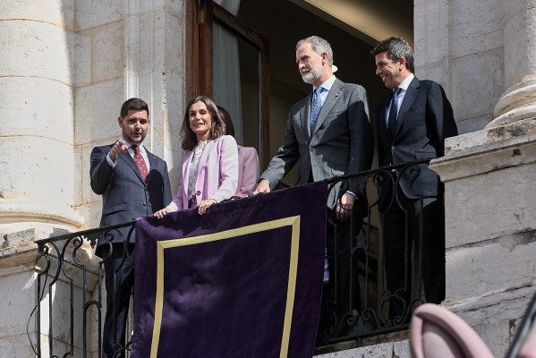 Felipe VI califica Gandia como “una ciudad de ciencia; con tanta solera como prometedor futuro”