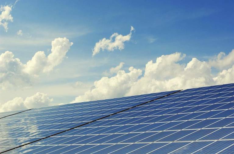 La mayoría de los centros de salud de la Región tendrán placas solares en 2025: el ahorro anual será de 700.000 euros