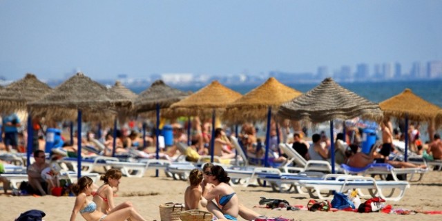 La calidad del agua del 99,5 % de las playas valencianas es 