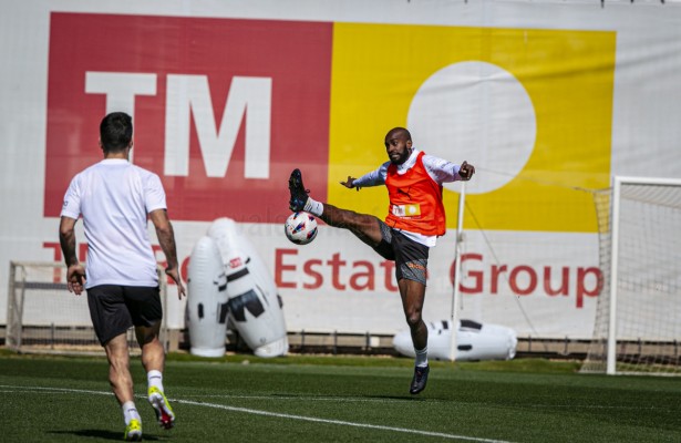 Este es el posible once del Valencia contra el Villarreal