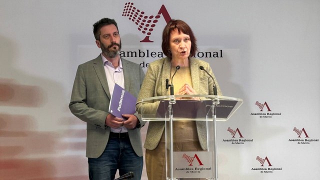 Podemos se adelanta a Antelo y registra su reforma 'anti Vox' de la ley del Mar Menor