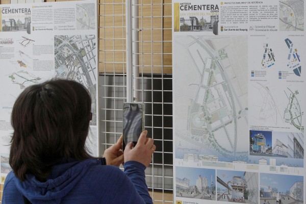 Tormenta de ideas para integrar los 200.000 metros cuadrados de la vieja cementera de San Vicente
