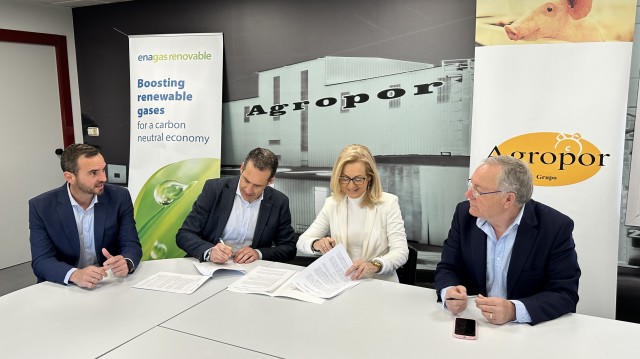 La torreña Agropor se suma al biogás y firma un acuerdo con Enagás para reciclar los purines