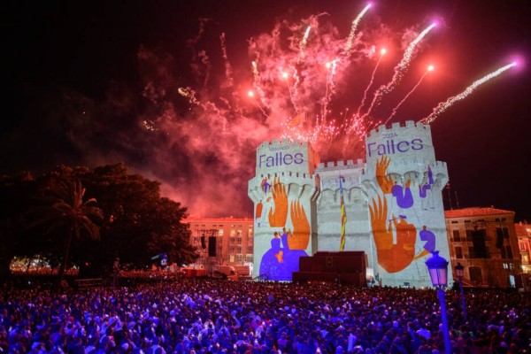 La asociación Plena Inclusión adapta a lectura fácil las fiestas de València