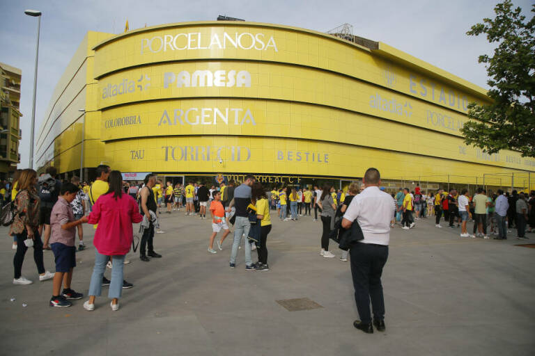 Vila-real suspende por seguridad las clases la tarde del jueves en los colegios cercanos a La Cerámica