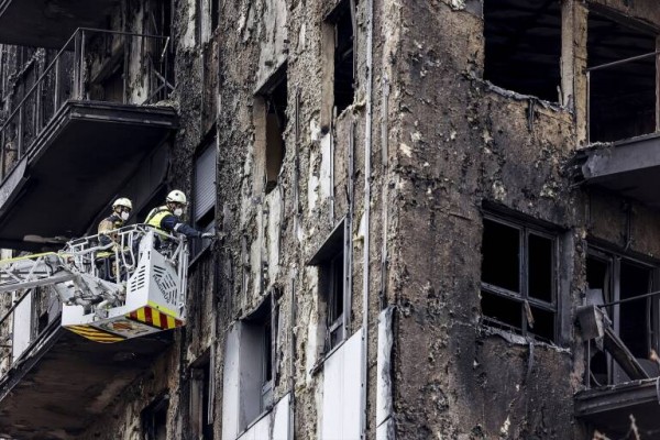Los peritos entrarán al bloque incendiado tras la autorización judicial después de Fallas
