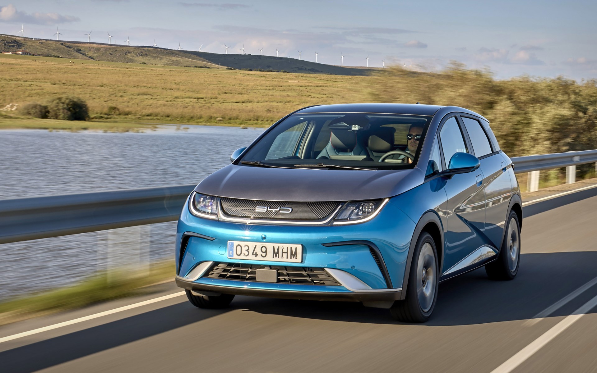 BYD enciende las alarmas sobre la 'involución' en el sector chino de los coches eléctricos