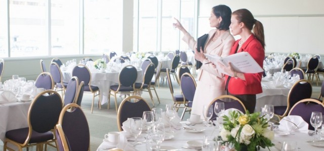 La organizadora u organizador