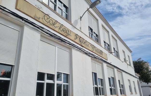 Xàbia planea un nuevo colegio ante el aumento de los escolares y aplaza la reforma del Graüll

