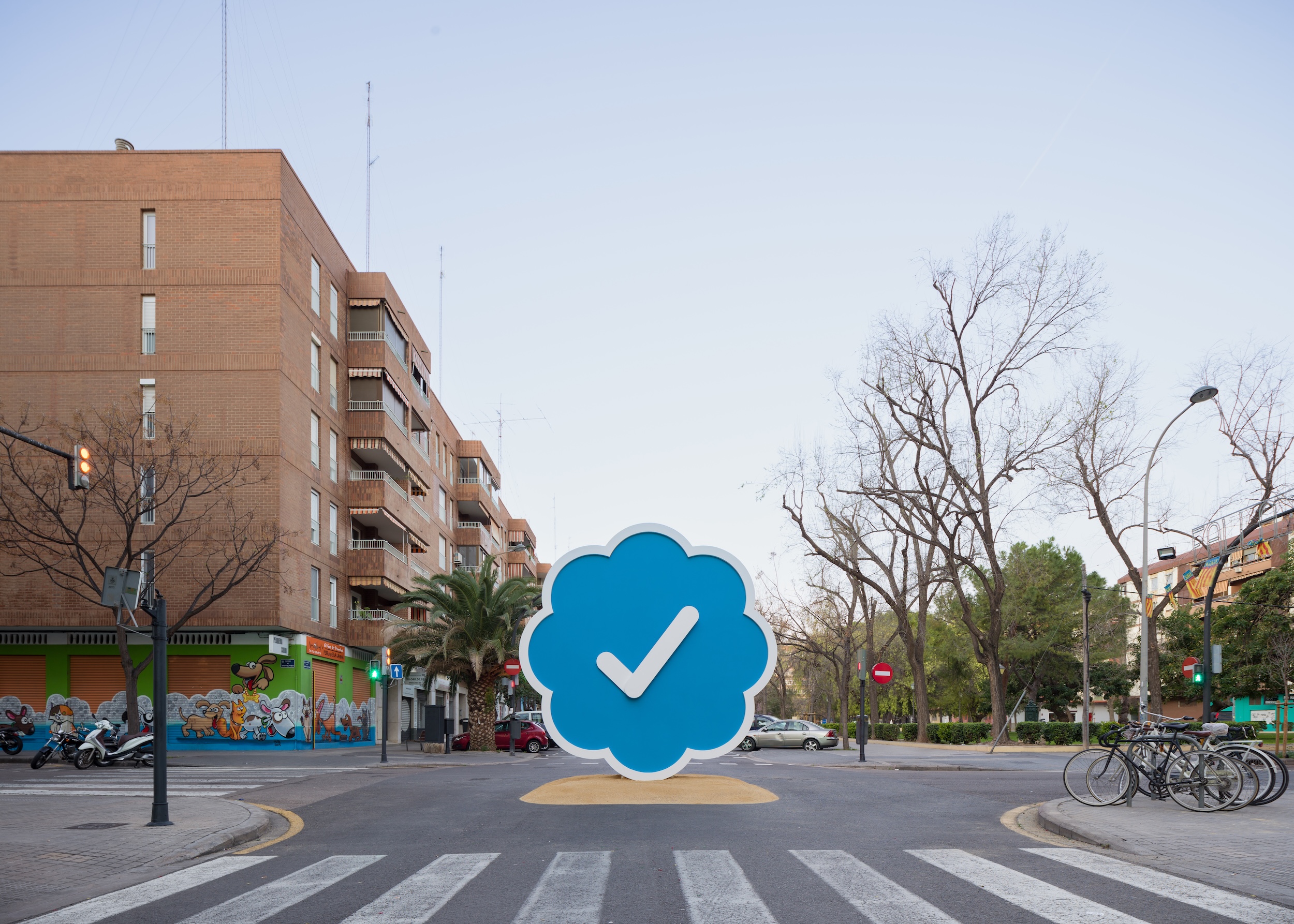  Anna Devís y Daniel Rueda prenden fuego a las cuentas verificadas