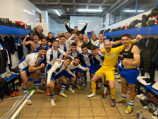 El Alcoyano protagoniza la sorpresa de la jornada al derrotar al líder y el Intercity hace los deberes