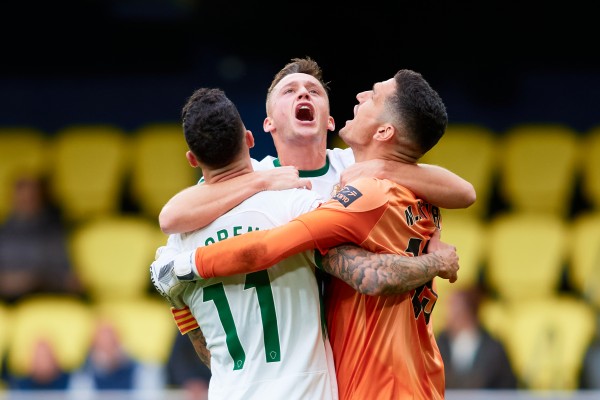 El Elche hunde al 'mini submarino'