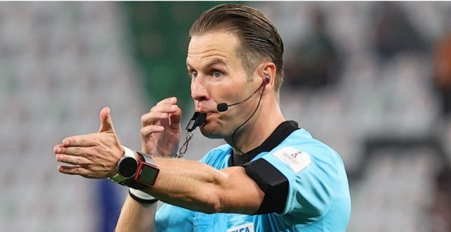 El neerlandés Danny Makkelie arbitrará el Barcelona-Nápoles