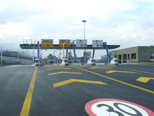 Sacyr consigue hacerse con su segunda autopista en Italia por 2.800 millones