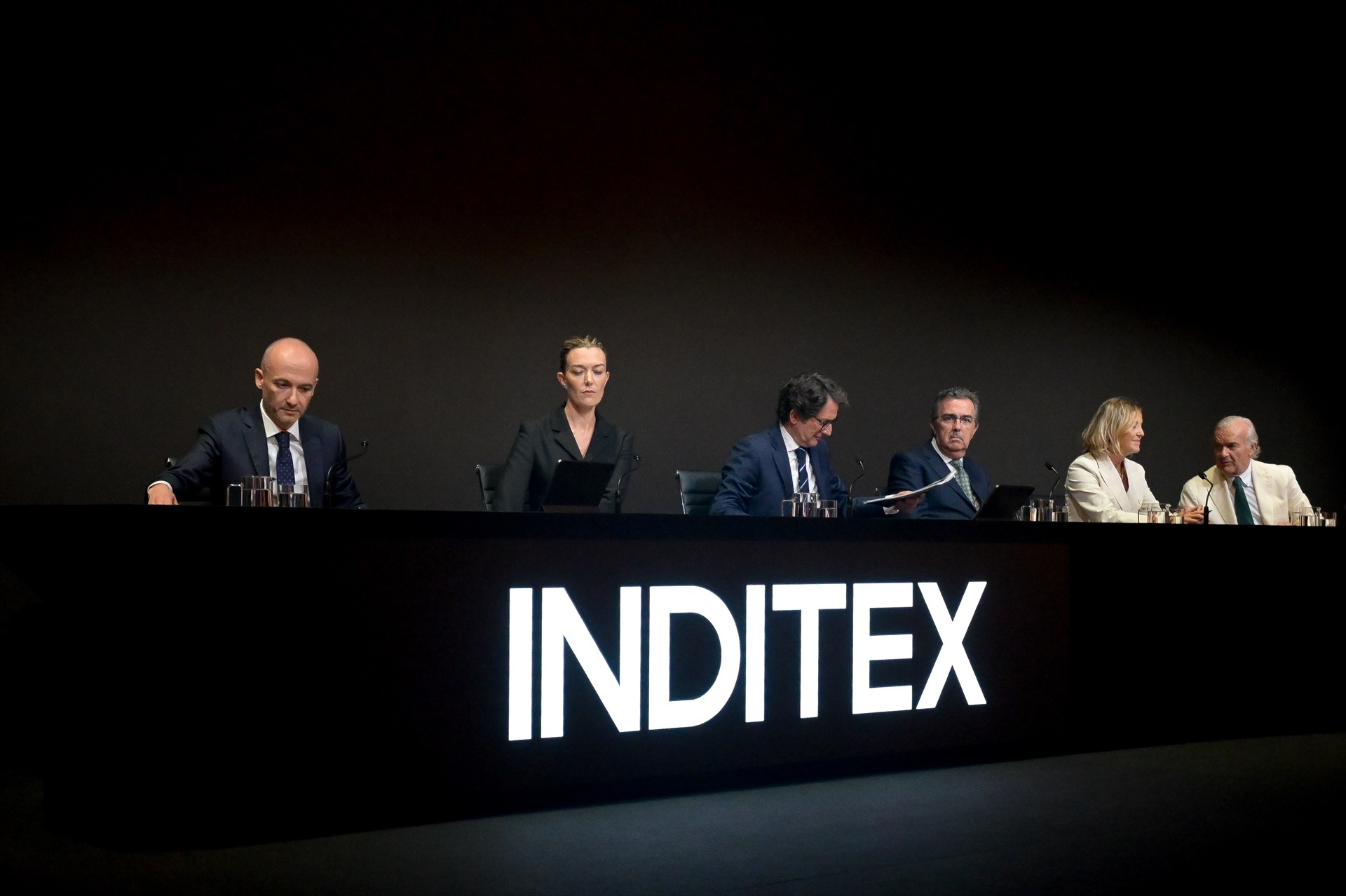 Inditex gana un 30% más en 2023 y logra el récord de 5.000 millones, según los analistas