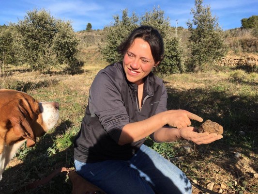 Polinizadoras, mujeres que alimentan la vida 