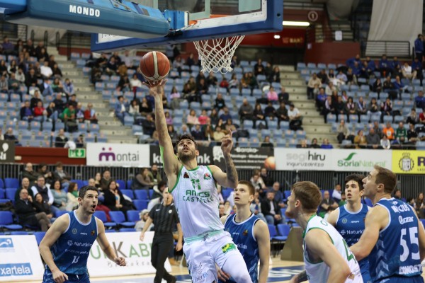 El Amics sucumbe ante la solidez del Gipuzkoa