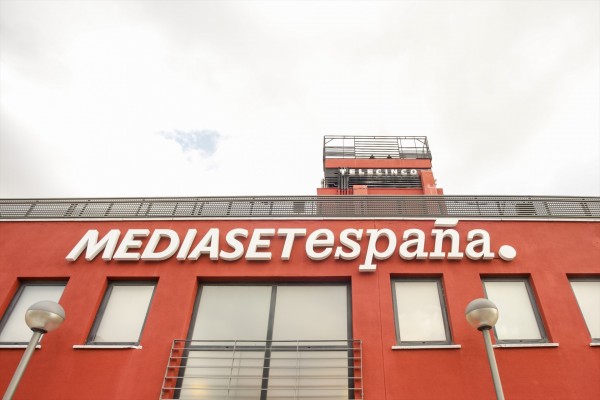 Mediaset compra La Fábrica de la Tele tras la venta de Cornejo y Madrid del total de sus acciones
