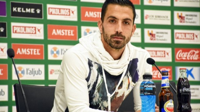 El Elche rescinde el contrato del lateral Isidoro Gómez