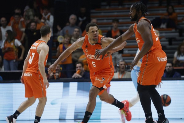 Valencia Basket, a olvidar las penas europeas a costa de Obradoiro