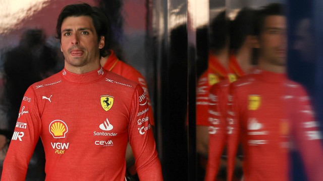 Carlos Sainz, intervenido con éxito de apendicitis
