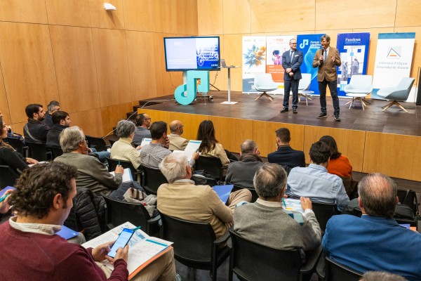 El fundador de la textil Mayoral entra en el capital de Barón de Ley