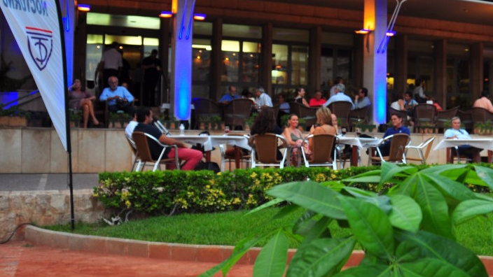 Cierra con polémica el restaurante del Club de Tenis Valencia tras más de 40 años de actividad
