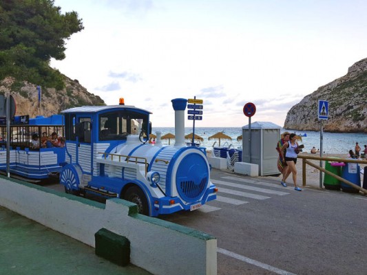 Xàbia divide en dos la contrata de acceso a las calas para evitar que quede desierta como en años anteriores

