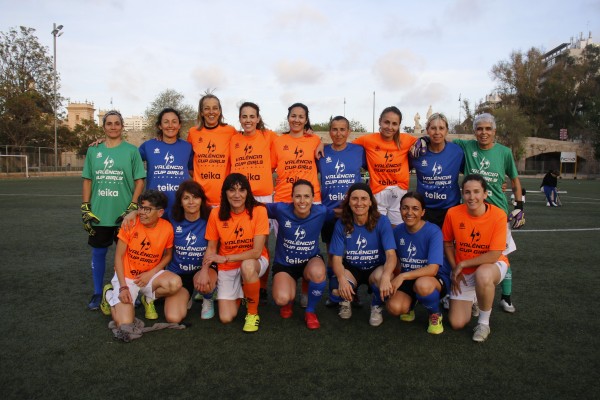 El clásico de referentes y pioneras sigue creciendo en la Valencia Cup Girls de la mano de Teika