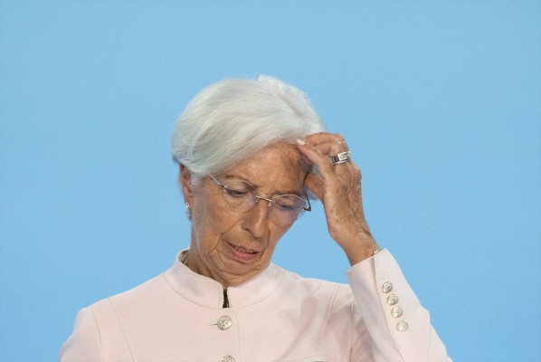 Lagarde (BCE) señala junio como reunión clave para bajar tipos
