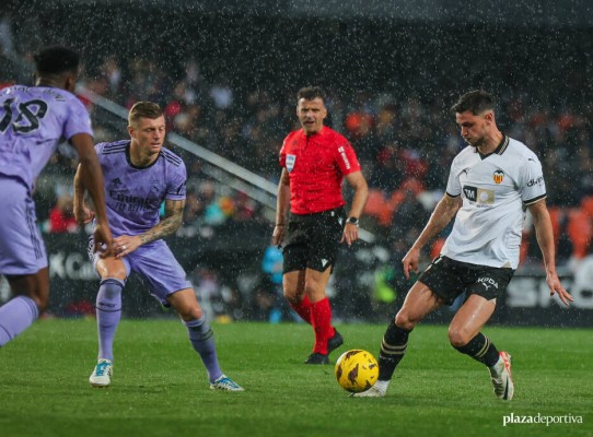 Yaremchuk vuelve con el grupo a dos días del partido ante el Getafe
