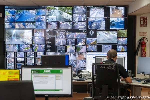 El Ayuntamiento de Cartagena profesionaliza la gestión de las llamadas de emergencias 