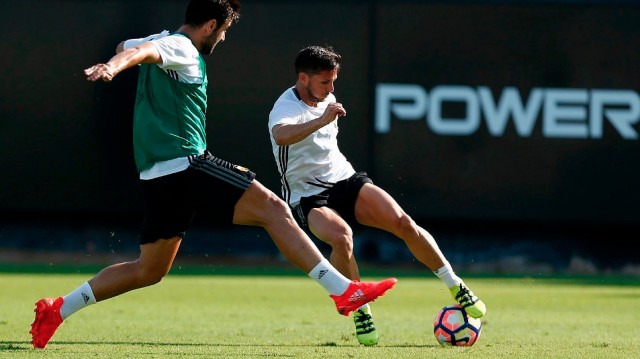 Piatti se ejercita a la espera de que se cierre su fichaje por el Espanyol