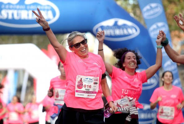 La inclusión con Alanna, la lucha contra el cáncer y Mamás en Acción, vertientes socio-solidarias de la Carrera de la Mujer de Valencia 