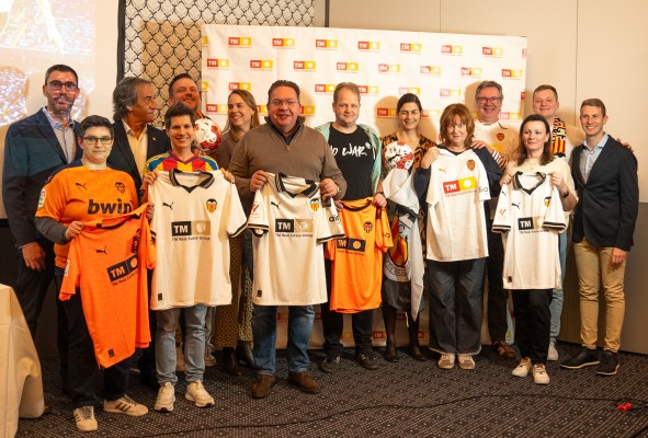 TM Grupo Inmobiliario, el Valencia CF y LALIGA celebran en Alemania su segunda Watch Party