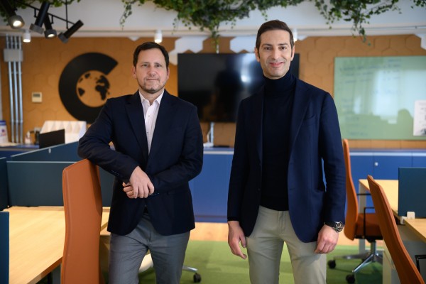 La alianza de Biomitech y Climatrade: en busca de descarbonizar la industria con microalgas 