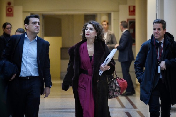 Montero se muestra convencida de que habrá PGE y espera llevarlos 