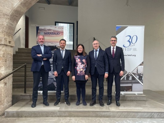 Mirabaud lanza un fondo para invertir en agricultura inteligente y nuevos sistemas 'agro'