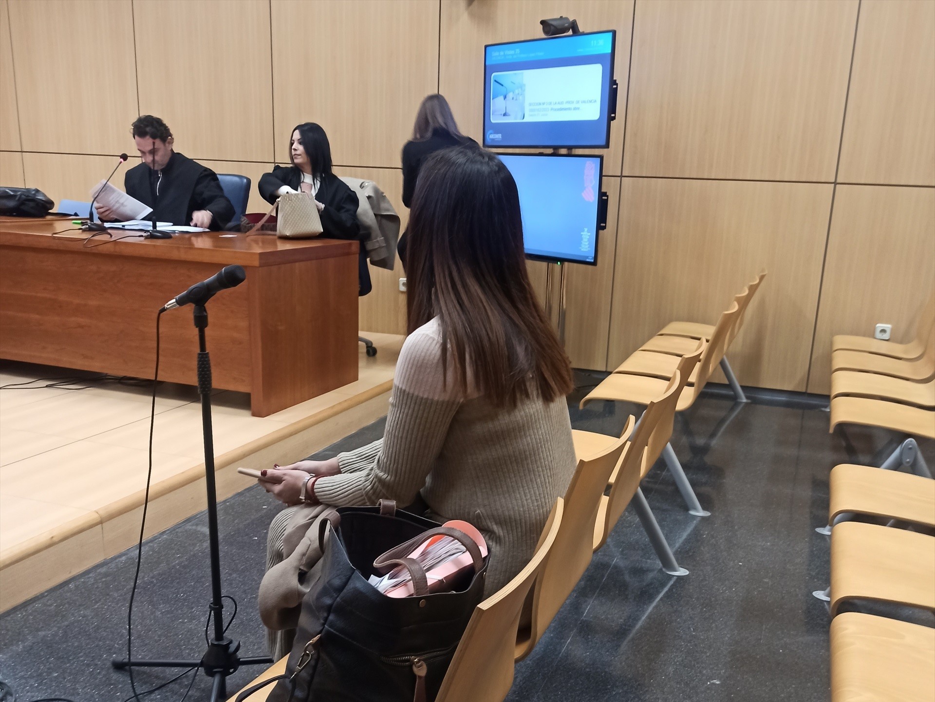 La alcaldesa de Caudete durante el juicio. Foto: EP  - 