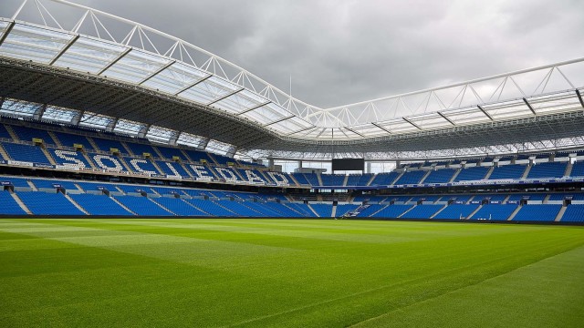 La Ertzaintza identifica a ultras de la Real Sociedad y del PSG con material para pelearse