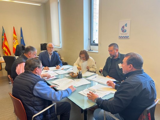 Cisma en la pesca de la Comunitat: las cofradías provinciales dejan la patronal autonómica
