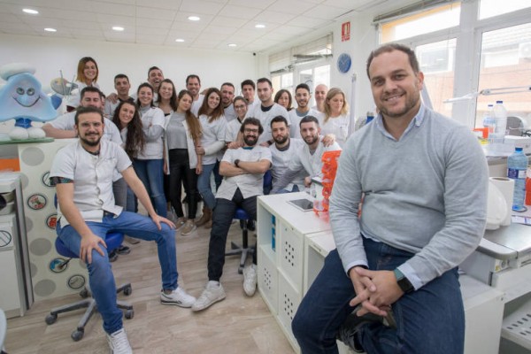 El gigante dental Corus integra a la eldense Ortholab y copará el 40% del mercado de la ortodoncia