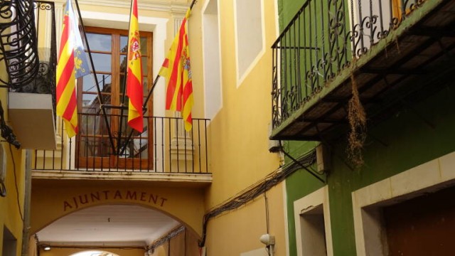 La Vila Joiosa decreta tres días de luto por los tres fallecidos en el incendio
