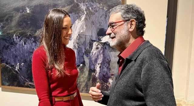 Cultura presenta en ARCO el libro 'Nico Munuera', que recoge veinte años de creación del artista lorquino