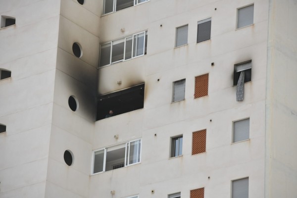 Tres muertos y 15 heridos en el incendio de una vivienda en la Vila Joiosa 