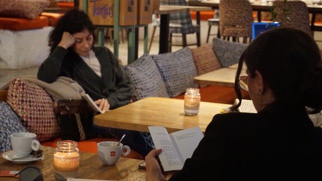 Las Sin Rostro traen la 'Reading Party' al Veles e Vents