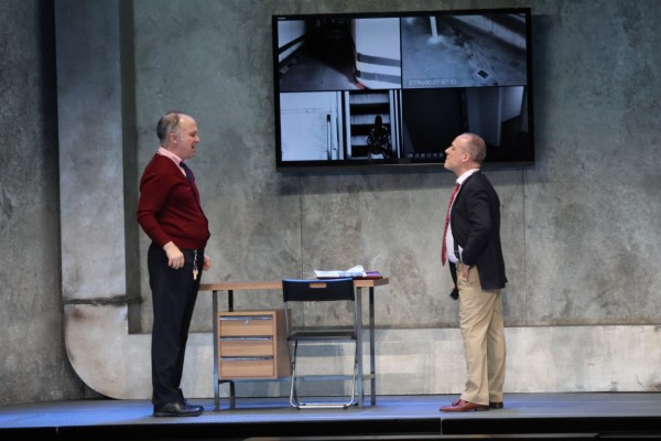 Javier Gutiérrez y Luis Bermejo deslumbran en un Teatro Mónaco de Onda abarrotado
