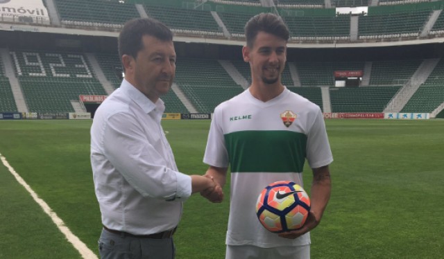 Luis Pérez dice que fichar por el Elche es un salto de calidad en su carrera