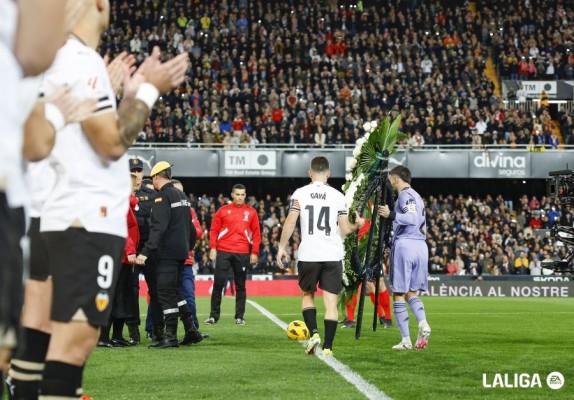 Mestalla canta 