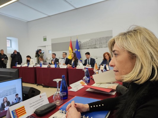 La Generalitat pide al Ministerio la carrera profesional de los funcionarios de justicia
